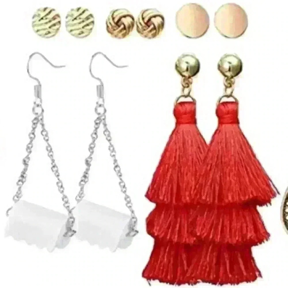 Jewelry - New Earrings Set